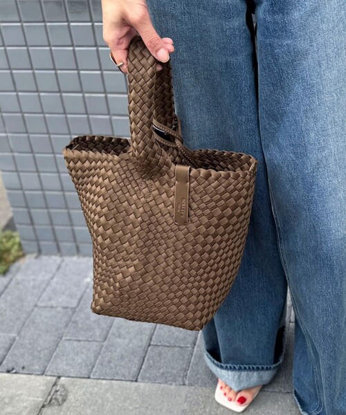 NOLLEY’S（ノーリーズ）の「メッシュ2wayワンハンドルバッグ（ショルダーバッグ・レディース・ブラウン系その他/チャコールグレー/グリーン/ブラック/アイボリー・FREE）」の4枚目の写真