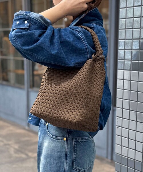 NOLLEY’S（ノーリーズ）の「メッシュ2wayワンハンドルバッグ（ショルダーバッグ・レディース・ブラウン系その他/チャコールグレー/グリーン/ブラック/アイボリー・FREE）」の7枚目の写真