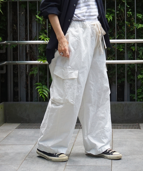 JOURNAL STANDARD LUXE(ジャーナルスタンダード ラックス)の「コウミツドツイル スティックパンツ(その他パンツ・レディース・ホワイト/カーキ・FREE)」の1枚目の写真