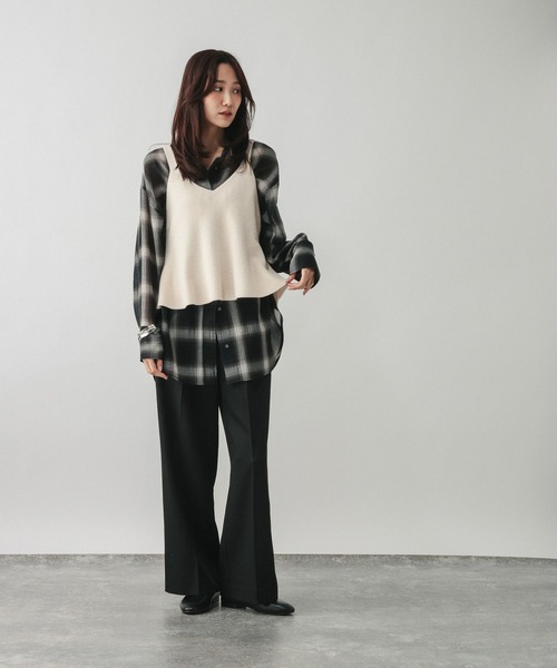 GLOBAL WORK（グローバルワーク）の「ペプラムモールビスチェ/1044421（ベスト・レディース・オフホワイト/ネイビー・LARGE/MEDIUM）」の3枚目の写真