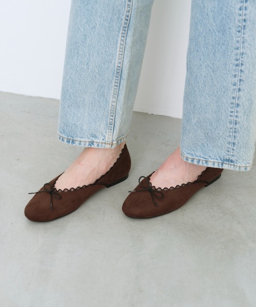 Launa lea(ラウナレア)の「【26秋冬】レースパイピングリボンバレエシューズ(B1616,B1616A,B1616C)(バレエシューズ・レディース・ピンク/アニマル/ダークブラウン/ブラック系その他/レオパード・23.5cm/23.0cm/22.0cm/22.5cm/24.5cm/24.0cm/25.0cm)」の6枚目の写真