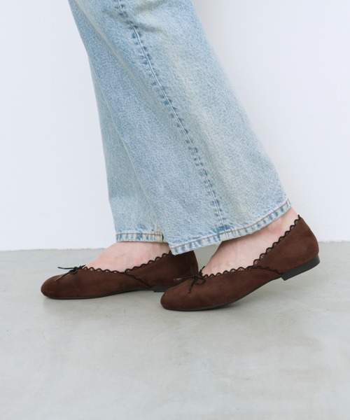 Launa lea(ラウナレア)の「【26秋冬】レースパイピングリボンバレエシューズ(B1616,B1616A,B1616C)(バレエシューズ・レディース・ピンク/アニマル/ダークブラウン/ブラック系その他/レオパード・23.5cm/23.0cm/22.0cm/22.5cm/24.5cm/24.0cm/25.0cm)」の7枚目の写真