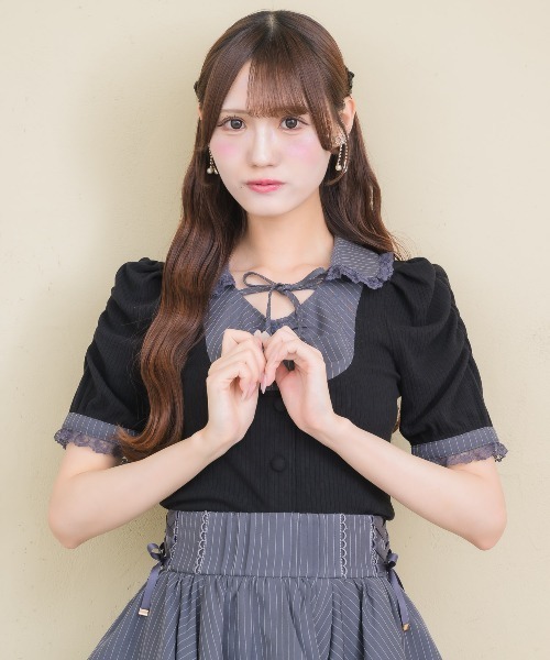 couture BY ROJITA(クチュールバイロジータ)の「シャツレイヤードテレコトップス(Tシャツ/カットソー・レディース・ブラック/グレー/ホワイト・FREE)」の6枚目の写真
