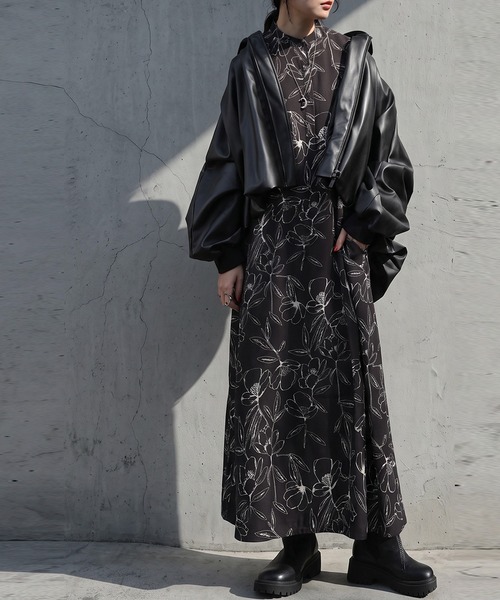 antiqua（アンティカ）の「花柄  Aライン シャツワンピース（シャツワンピース・レディース・ブラック・ONESIZE）」の9枚目の写真