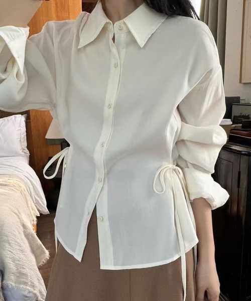 Chiina(チーナ)の「【Chiina】ウエストリボンペプラムシャツ(シャツ/ブラウス・レディース・ブラック/ホワイト/ブルー/ピンク/ブラウン・FREE)」の7枚目の写真