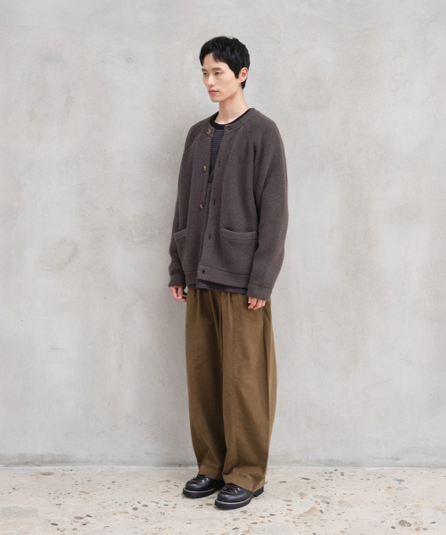 HORLISUN(ホーリーサン)の「Annette Wool Heavy Rib Knit Cardigan Spain Olive(カーディガン/ボレロ・メンズ・その他・MEDIUM/LARGE)」の4枚目の写真