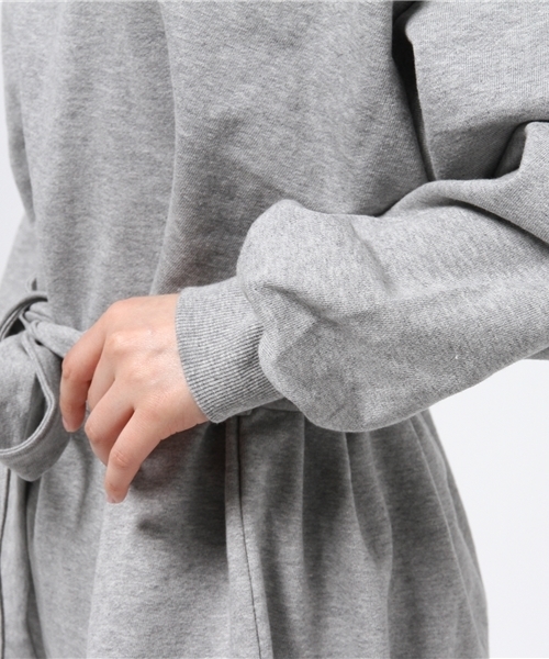 CIAOPANIC（チャオパニック）の「【Ciaopanic】　ミニ裏毛ベルト付ビッグP/O（Tシャツ/カットソー・レディース・グレー/チャコールグレー/ネイビー・FREE）」の8枚目の写真