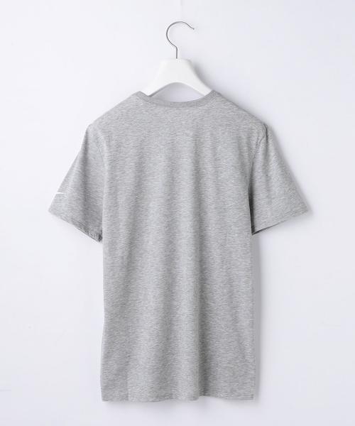 NIKE(ナイキ)の「NIKE(ナイキ) DRI-FIT ドライ スウッシュ ジム Tシャツ(Tシャツ/カットソー・メンズ・ブラック/グレー・LARGE/MEDIUM/SMALL)」の3枚目の写真