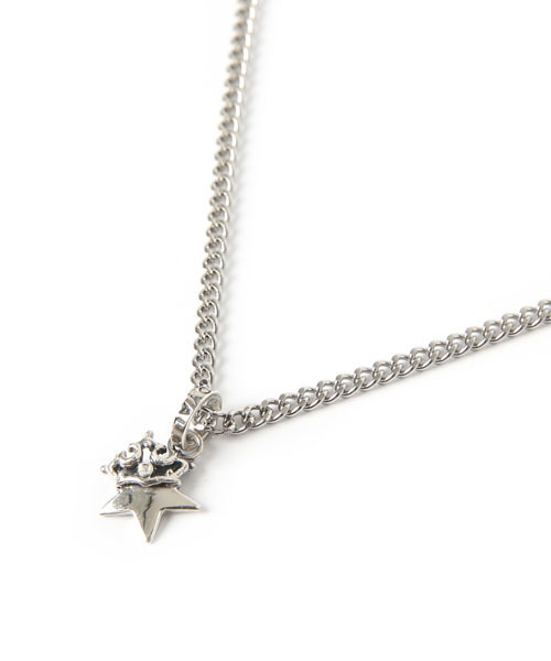 ROYAL ORDER（ロイヤルオーダー）の「TINY SOLID STAR PENDANT w/ CROWN w/ 1 CZ（ネックレス・メンズ・シルバー・ﾌﾘ-）」の6枚目の写真