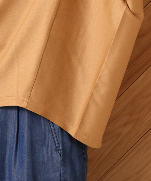 un dix cors（アンディコール）の「無地ドレープネックプルオーバー（Tシャツ/カットソー・レディース・カーキ/キャメル・ﾌﾘ-）」の3枚目の写真