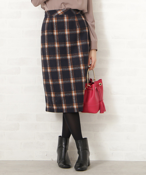 N.（N. Natural Beauty Basic）（エヌエヌナチュラルビューティーベーシック）の「チェックタイトスカート（スカート・レディース・グレー系その他/ダークネイビー・MEDIUM/SMALL）」の2枚目の写真