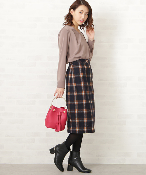 N.（N. Natural Beauty Basic）（エヌエヌナチュラルビューティーベーシック）の「チェックタイトスカート（スカート・レディース・グレー系その他/ダークネイビー・MEDIUM/SMALL）」の5枚目の写真