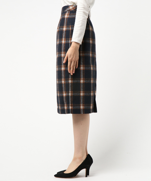 N.（N. Natural Beauty Basic）（エヌエヌナチュラルビューティーベーシック）の「チェックタイトスカート（スカート・レディース・グレー系その他/ダークネイビー・MEDIUM/SMALL）」の4枚目の写真