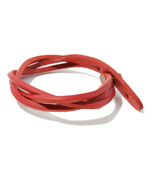 NANO universe(ナノユニバース)の「イタリーレザーツイストブレス(ブレスレット・メンズ・ブラック/ネイビー/パープル/レッド/ブルー/オレンジ/イエロー/グリーン/キャメル/チョコ/ボルドー・FREE)」の12枚目の写真