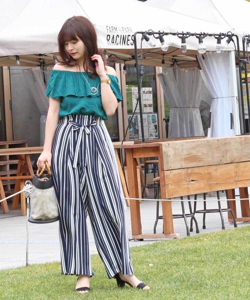 12Twelve Agenda(トゥエルブ アジェンダ)の「ランダムストライプワイドパンツ(その他パンツ・レディース・オフホワイト/ネイビー/ベージュ・M)」の9枚目の写真