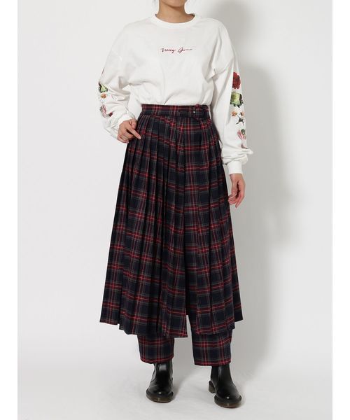 jouetie(ジュエティ)の「スカートレイヤードパンツ(その他パンツ・レディース・パープル/ネイビー/グレー/イエロー・MEDIUM)」の14枚目の写真