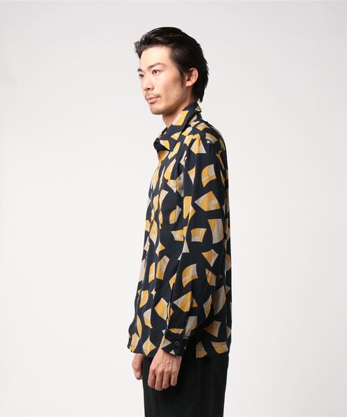 BURROWS（バローズ）の「幾何学柄シャツ（シャツ/ブラウス）」 - WEAR