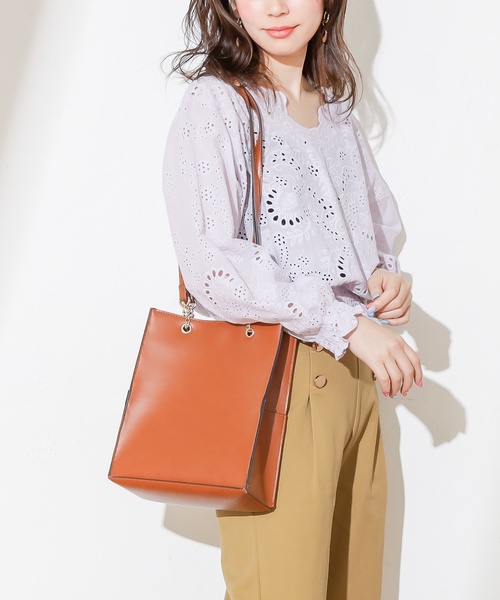 natural couture（ナチュラルクチュール）の「スカラップレースブラウス（シャツ/ブラウス・レディース・オフホワイト/ブラック/ベージュ/ラベンダー・FREE）」の4枚目の写真