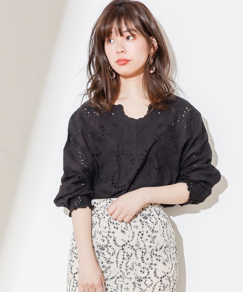 natural couture（ナチュラルクチュール）の「スカラップレースブラウス（シャツ/ブラウス・レディース・オフホワイト/ブラック/ベージュ/ラベンダー・FREE）」の8枚目の写真