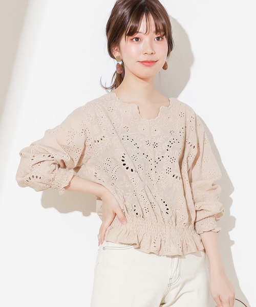 natural couture（ナチュラルクチュール）の「スカラップレースブラウス（シャツ/ブラウス・レディース・オフホワイト/ブラック/ベージュ/ラベンダー・FREE）」の22枚目の写真