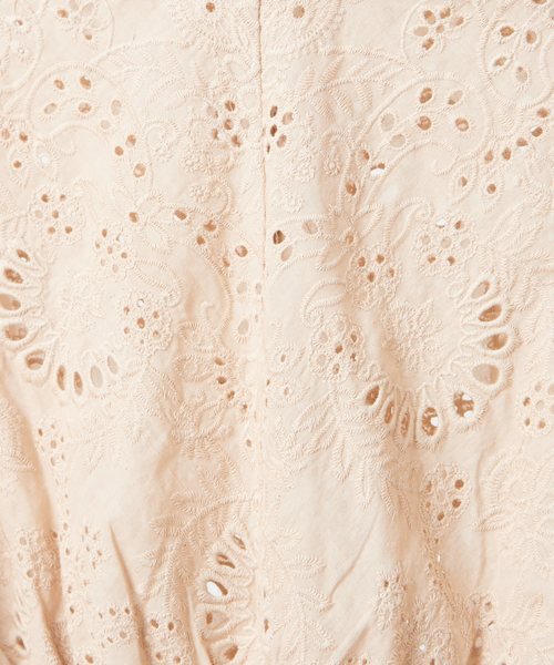 natural couture（ナチュラルクチュール）の「スカラップレースブラウス（シャツ/ブラウス・レディース・オフホワイト/ブラック/ベージュ/ラベンダー・FREE）」の16枚目の写真