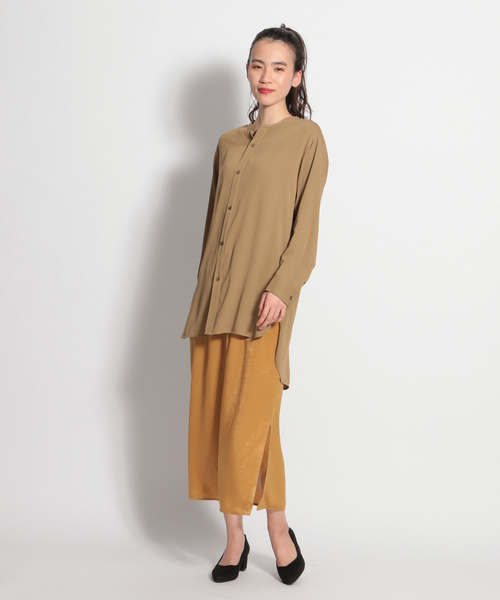 niko and...（ニコアンド）の「カラーシルキーチュニックシャツ（シャツ/ブラウス・レディース・オレンジ/ブルー/キャメル・MEDIUM/LARGE）」の4枚目の写真