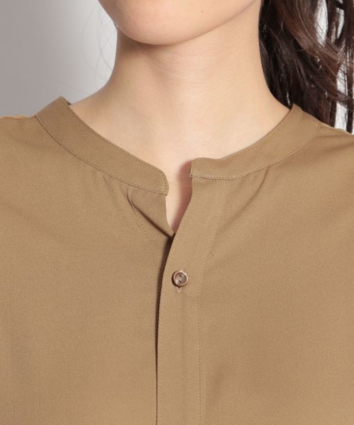 niko and...（ニコアンド）の「カラーシルキーチュニックシャツ（シャツ/ブラウス・レディース・オレンジ/ブルー/キャメル・MEDIUM/LARGE）」の16枚目の写真