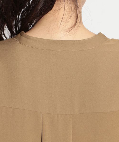 niko and...（ニコアンド）の「カラーシルキーチュニックシャツ（シャツ/ブラウス・レディース・オレンジ/ブルー/キャメル・MEDIUM/LARGE）」の7枚目の写真