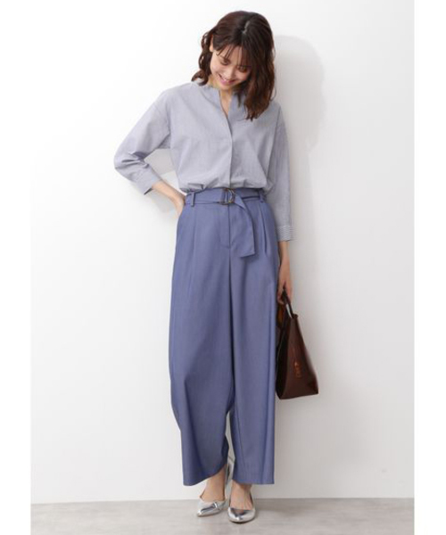 NATURAL BEAUTY BASIC(ナチュラルビューティーベーシック)の「〈ウォッシャブル〉シャンブレーワイドパンツ(その他パンツ・レディース・ベージュ/ネイビー/ブルー系その他7・LARGE/MEDIUM/SMALL/X-SMALL)」の3枚目の写真