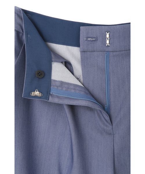 NATURAL BEAUTY BASIC(ナチュラルビューティーベーシック)の「〈ウォッシャブル〉シャンブレーワイドパンツ(その他パンツ・レディース・ベージュ/ネイビー/ブルー系その他7・LARGE/MEDIUM/SMALL/X-SMALL)」の17枚目の写真