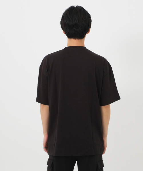 GOSTAR DE FUGA（ゴスタール ジフーガ）の「フロントデザインTシャツ/半袖カットソー（Tシャツ/カットソー・メンズ・ホワイト/ブラック・FREE）」の6枚目の写真