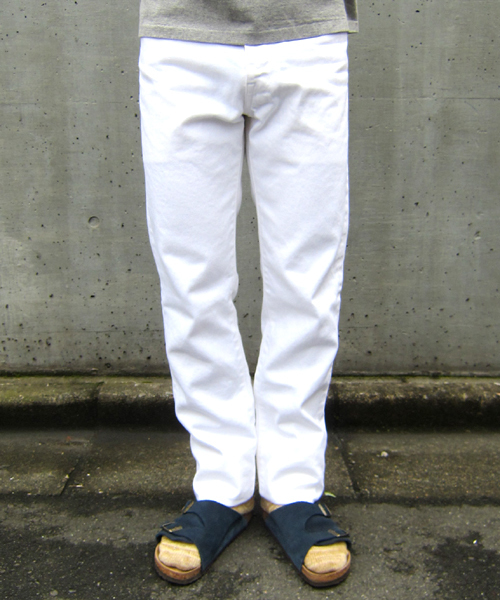 Denime(ドゥニーム)の「WHITE DNM 5P PANTS(デニムパンツ・メンズ・ホワイト・LARGE/SMALL/MEDIUM)」の1枚目の写真