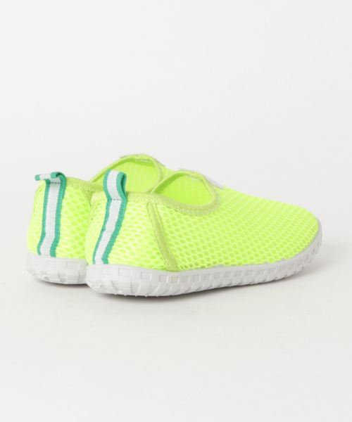 BENETTON (UNITED COLORS OF BENETTON)（ベネトンユナイテッドカラーズオブベネトン）の「BENETTON アクアシューズ（その他シューズ・キッズ・ブラック/ピンク/ブルー/ライトグリーン/ミント・20/22）」の6枚目の写真