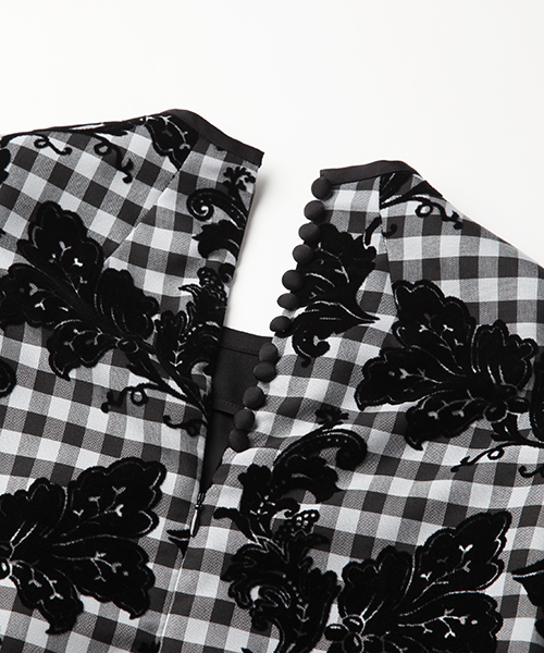 mame（マメ）の「ONEPIECE（ワンピース・レディース・ブラック・1/2）」の7枚目の写真