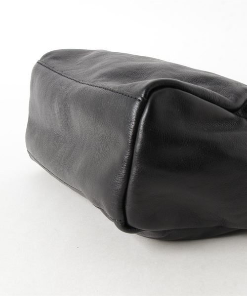 toleur(トーラ)の「【toleur】カウレザー ミニショルダー/※11586(ショルダーバッグ・レディース・ブラック/キャメル/モカ/グレイッシュベージュ/オリーブ・FREE)」の11枚目の写真