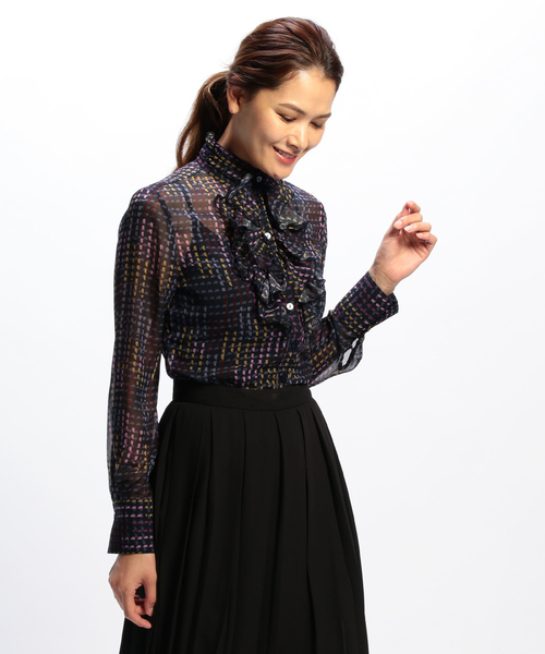 NARACAMICIE（ナラカミーチェ）の「ジオメトリックプリントシフォンフリル長袖ブラウス（シャツ/ブラウス・レディース・ブラック/パープル・SMALL/MEDIUM/LARGE）」の16枚目の写真