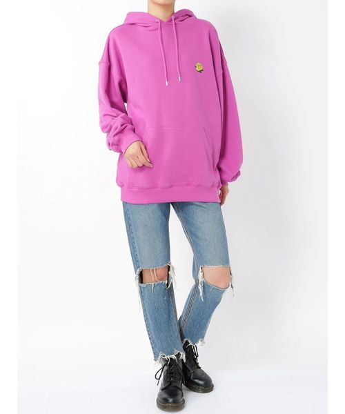 jouetie(ジュエティ)の「バーチカルバックロゴフーディ(パーカー・レディース・ブラック/オフホワイト/ブルー/パープル・MEDIUM)」の15枚目の写真