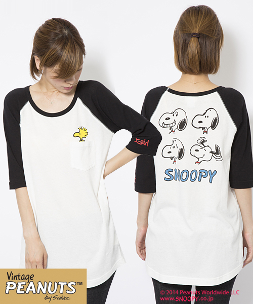 SNOOPY(スヌーピー)の「【スヌーピー】 SNOOPY B/B TEE(Tシャツ/カットソー・レディース・ブラック/バーガンディー/ブルー・1/2)」の2枚目の写真