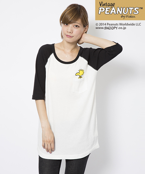 SNOOPY(スヌーピー)の「【スヌーピー】 SNOOPY B/B TEE(Tシャツ/カットソー・レディース・ブラック/バーガンディー/ブルー・1/2)」の5枚目の写真