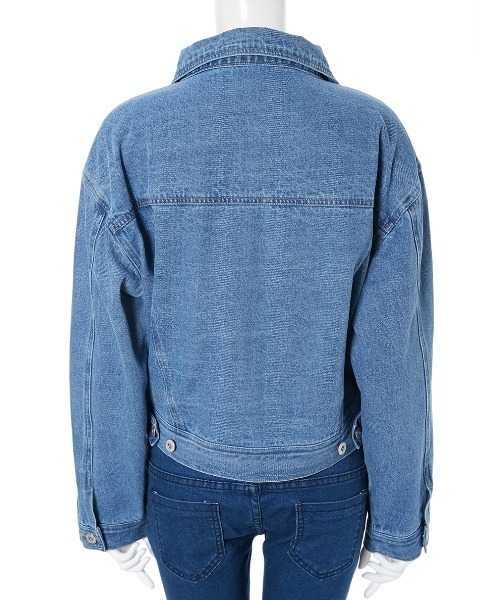 fifth（フィフス）の「オーバーサイズデニムジャケット（ライダースジャケット・レディース・ブルー・MEDIUM）」の6枚目の写真