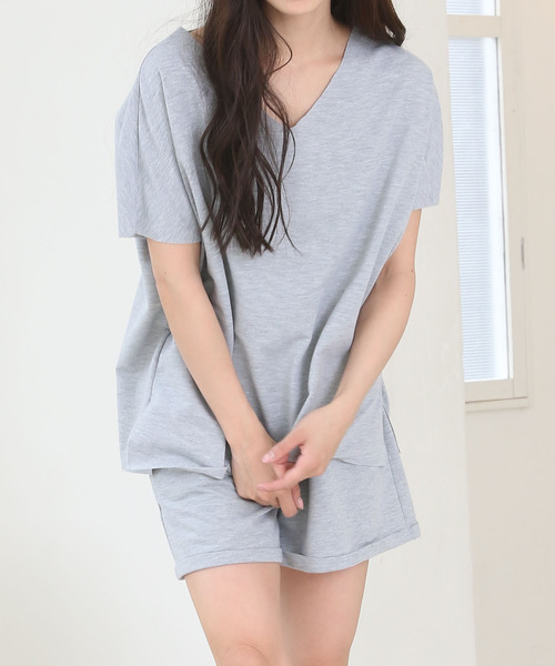 Girly Doll(ガーリードール)の「ベーシックセットアップ(Tシャツ/カットソー・レディース・ブラック/チャコール/グレー/ベージュ・XL/L/M)」の4枚目の写真