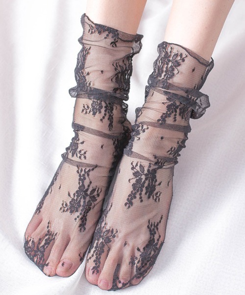 Fun & Daily(ファンアンドデイリー)の「F&D : レース柄チュールソックス(ソックス/靴下・レディース・ホワイト/ブラック/ピンク・FREE)」の1枚目の写真