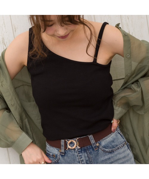 SpRay(スプレイ)の「アシメキャミタンク(タンクトップ・レディース・アイボリー/グレイッシュベージュ/ブラック/ダークブラウン/モカ/カーキ/グリーン/レンガ/ミント・FREE)」の3枚目の写真