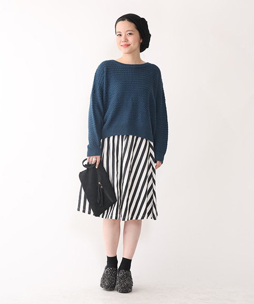 mystic(ミスティック)の「バスケット柄プルーバー(ニット/セーター・レディース・ダークグリーン/オフホワイト/キャメル/ブラック/ネイビー・フリ-)」の12枚目の写真