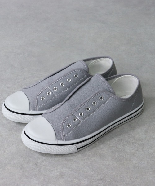 AAA+（サンエープラス）の「AAA / ローテクスリッポンスニーカー(2343)（スリッポン・レディース・ホワイト/ブラック×ブラック/ネイビー/カーキ/ブラック/ベージュ/レッド/キナリ/グレー/ライトブルー/ピンク/ワインレッド/グリーン・44/40/42/36/34/38）」の5枚目の写真