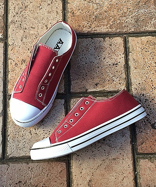 AAA+（サンエープラス）の「AAA / ローテクスリッポンスニーカー(2343)（スリッポン・レディース・ホワイト/ブラック×ブラック/ネイビー/カーキ/ブラック/ベージュ/レッド/キナリ/グレー/ライトブルー/ピンク/ワインレッド/グリーン・44/40/42/36/34/38）」の13枚目の写真