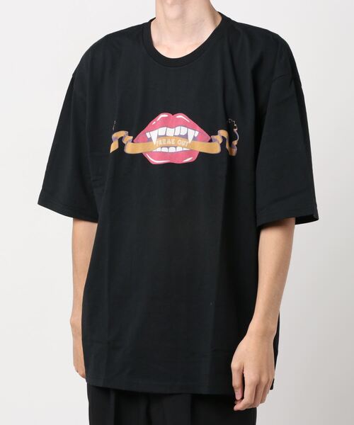 ALDIES(アールディーズ)の「Freak Out Big T / フリークアウトビッグT(Tシャツ/カットソー・メンズ・マルチ/ホワイト/ブラック・FREE)」の3枚目の写真
