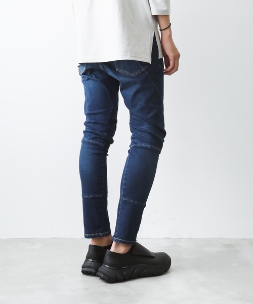 ATTACHMENT(アタッチメント)の「サテンハイパワーストレッチデニム バイカーイージーパンツ(デニムパンツ・メンズ・ネイビー/ブラック・3/1/2)」の12枚目の写真