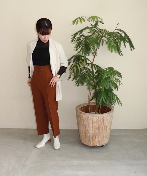 attrayant（アティロン）の「センタープレスハイウエストパンツ（スラックス・レディース・ブラック/ワインレッド/ブラウン・C/M）」の3枚目の写真