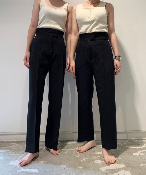 attrayant（アティロン）の「センタープレスハイウエストパンツ（スラックス・レディース・ブラック/ワインレッド/ブラウン・C/M）」の2枚目の写真